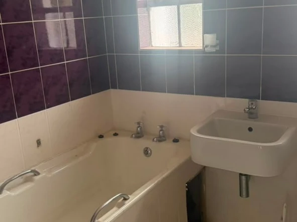 2 Bedroom Garden Flat