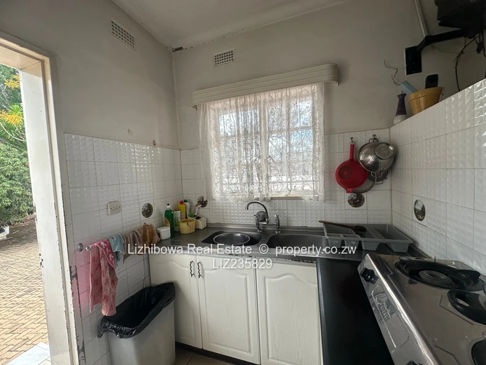 Gunhill Commercial Property