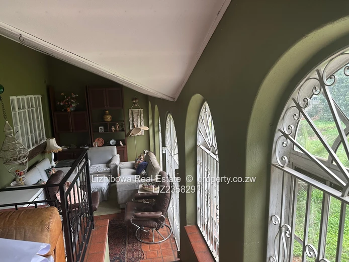 Gunhill Commercial Property