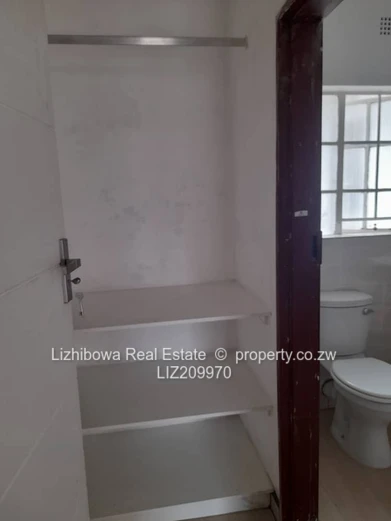 Modern 2 Bedroom Cottage To Lease (Sole Mandate)