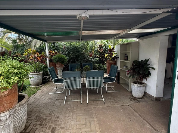 3 Bedroom Flat & Apartment