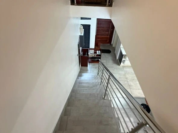 4 Bedroom Garden Flat