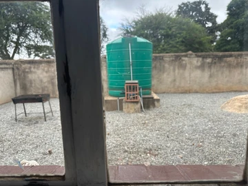 3 Bedroom Flat & Apartment