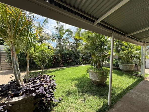 3 Bedroom Flat & Apartment