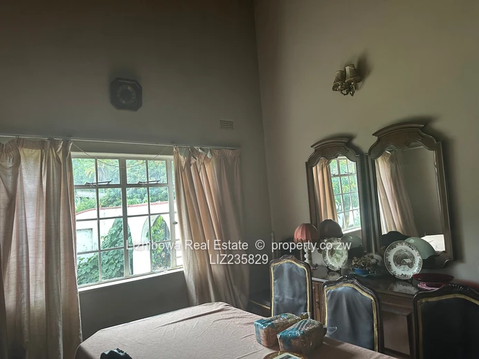 Gunhill Commercial Property